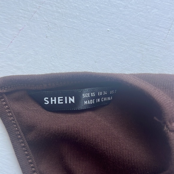 bedazzled cropped tank - Picture 3 of 3